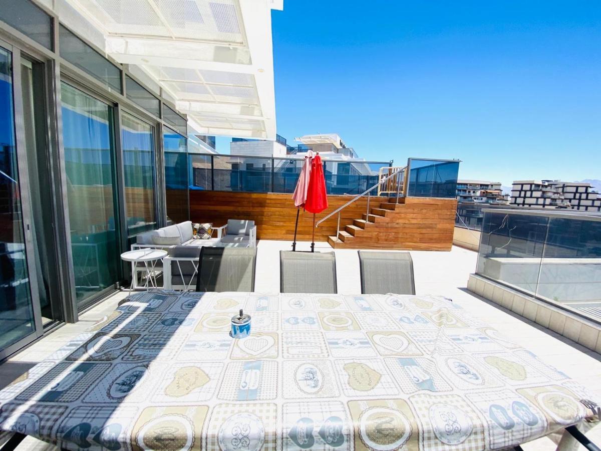 Апартаменти Stunning Penthouse With Sea Views And Private Heated Pool Ейлат Екстер'єр фото